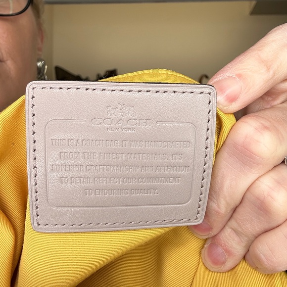 Coach Varsity Stripe Crossbody Bag F38402 Cream Orange Yellow Swingpack 2018 - Picture 10 of 12